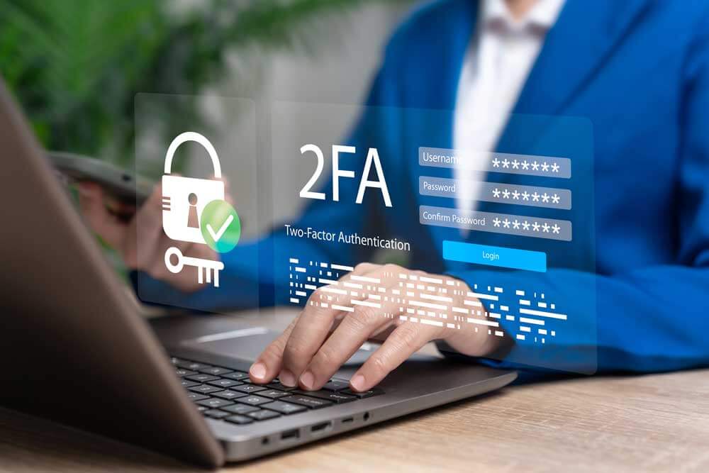 Double authentification en entreprise : sécuriser l'accès aux comptes professionnels contre le piratage